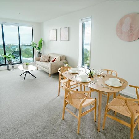 Chelseabay Modern Apartments โอ๊คแลนด์ ภายนอก รูปภาพ