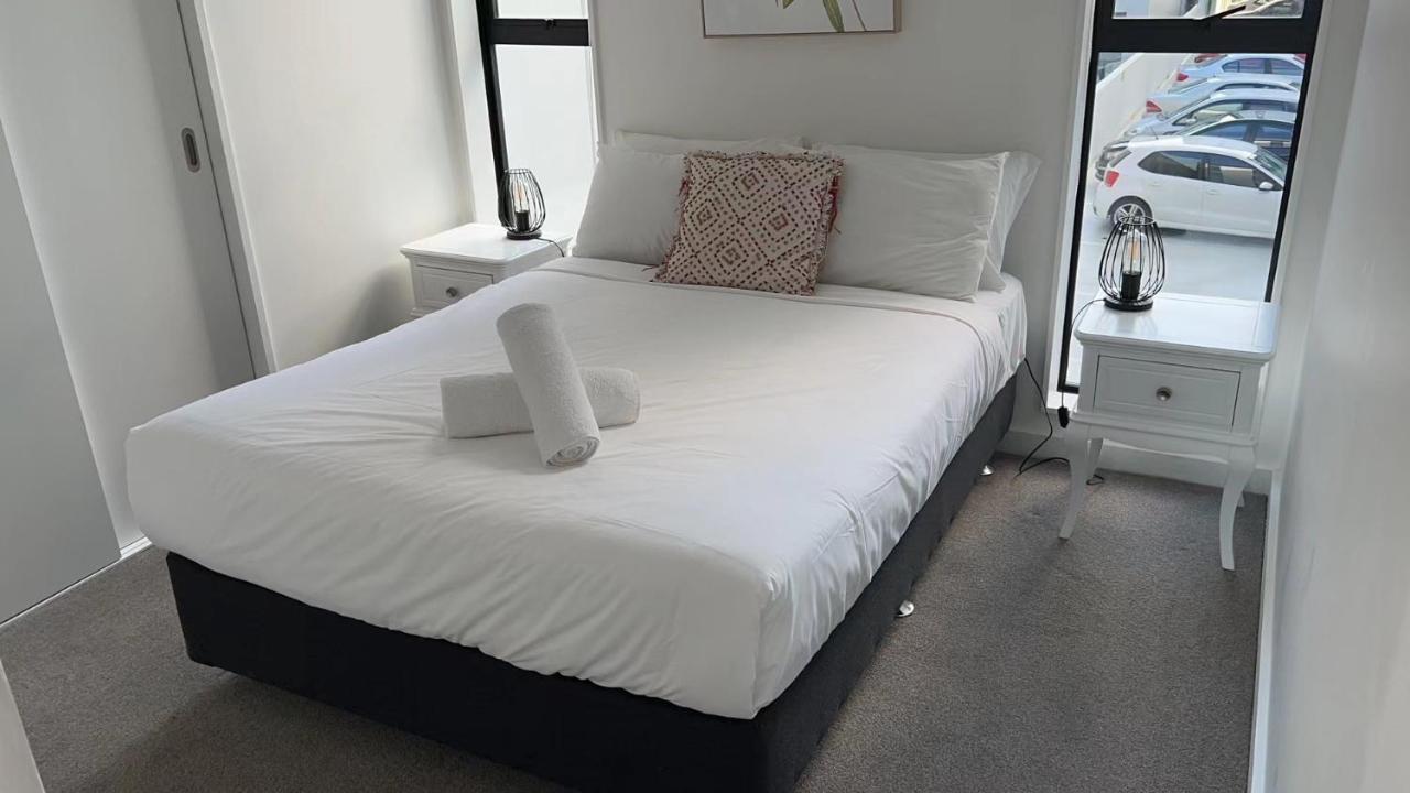 Chelseabay Modern Apartments โอ๊คแลนด์ ภายนอก รูปภาพ